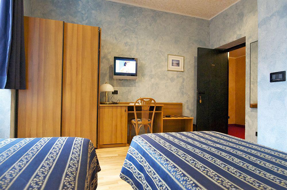 Hotel Europa 제노바 객실 사진